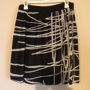 Skirt black & white